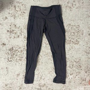 Lululemon Cropped Leggings Black with Stripes - Size 4